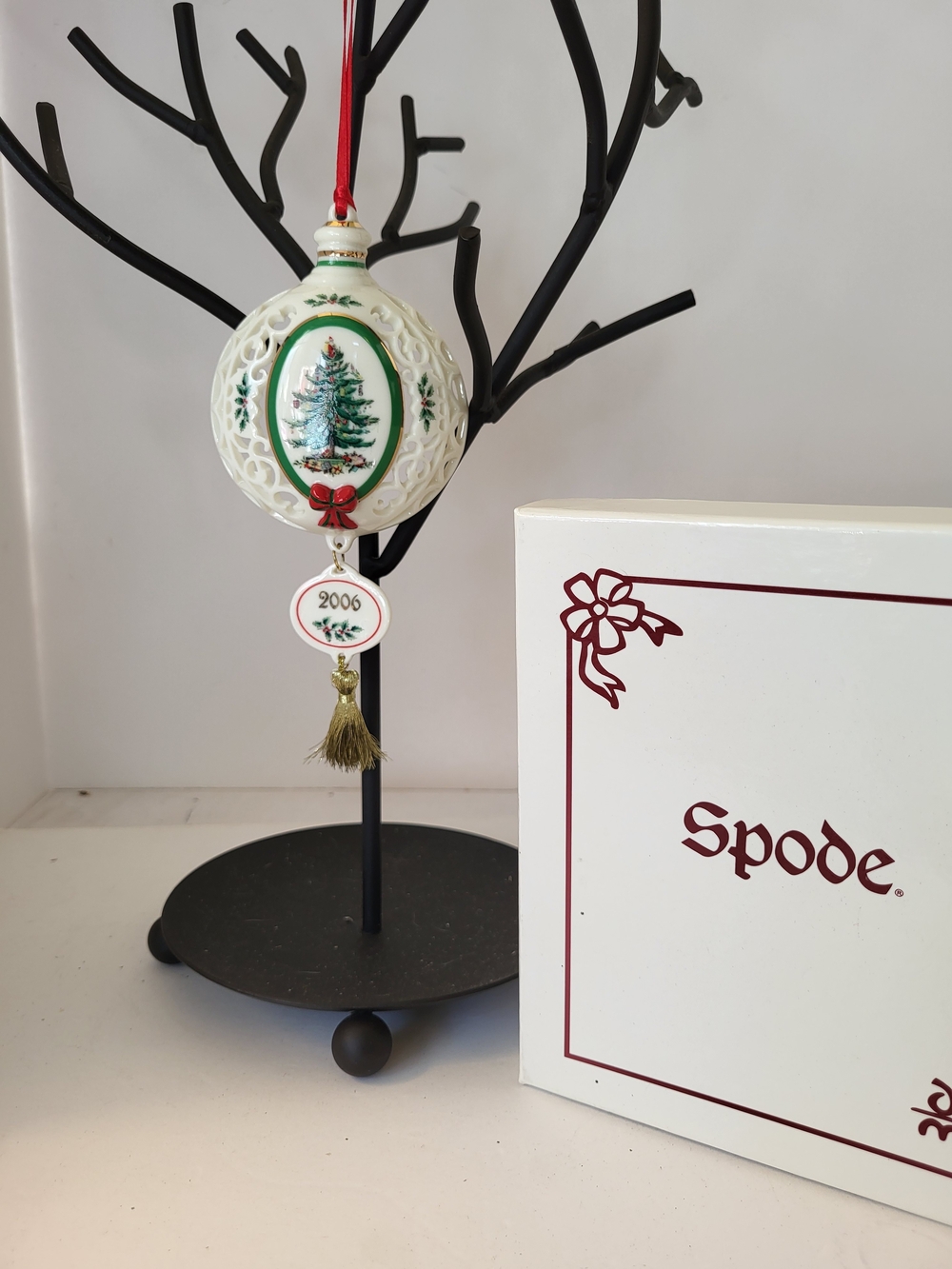 Spode 2006 White & Green Christmas Tree Hanging Ornament In Original Box